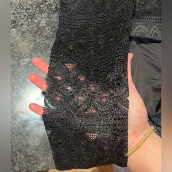 See through lace leggings with spandex shorts inside - size S/M - Picture 4 of 5